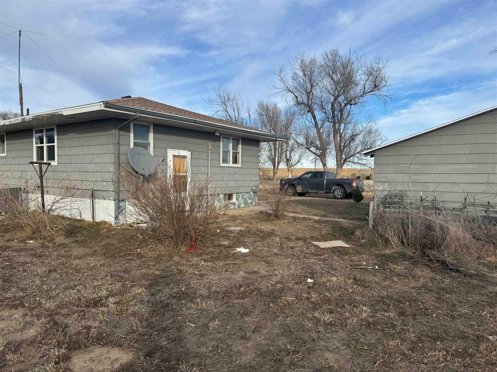 35054 Road 746, Elsie, NE 69134