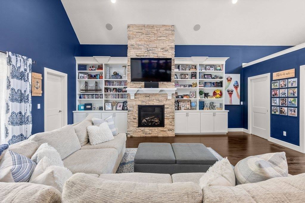 114 Feeding Hills Road, Southwick, MA 01077