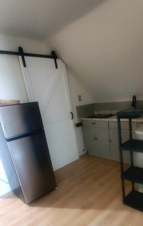 10 Monroe, Springfield, MA 01109