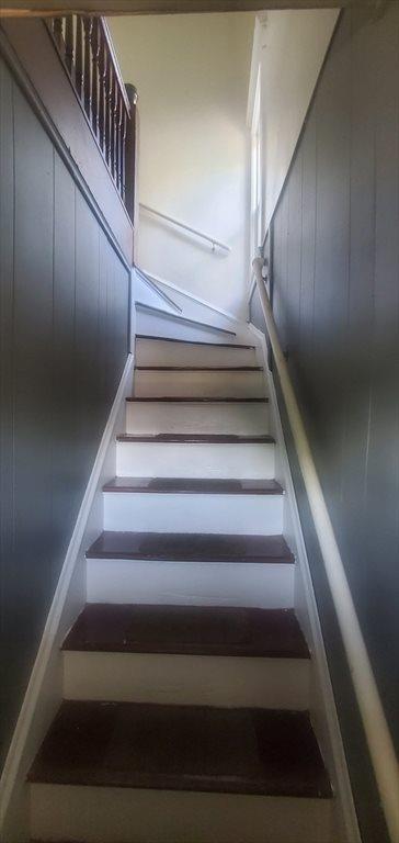 10 Monroe, Springfield, MA 01109