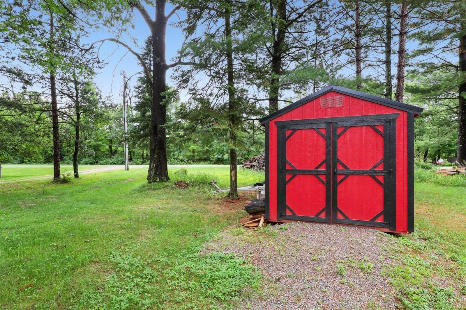 1086 Apache Avenue, Nekoosa, WI 54457