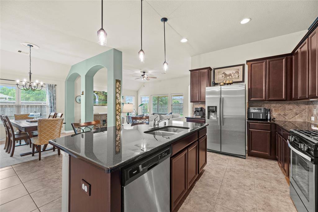 20206 Fossil Valley Lane, Cypress, TX 77433