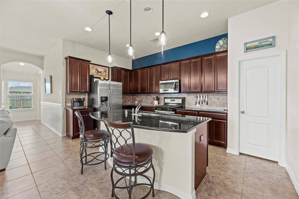 20206 Fossil Valley Lane, Cypress, TX 77433