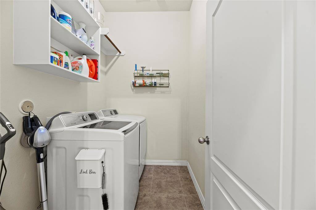 20206 Fossil Valley Lane, Cypress, TX 77433