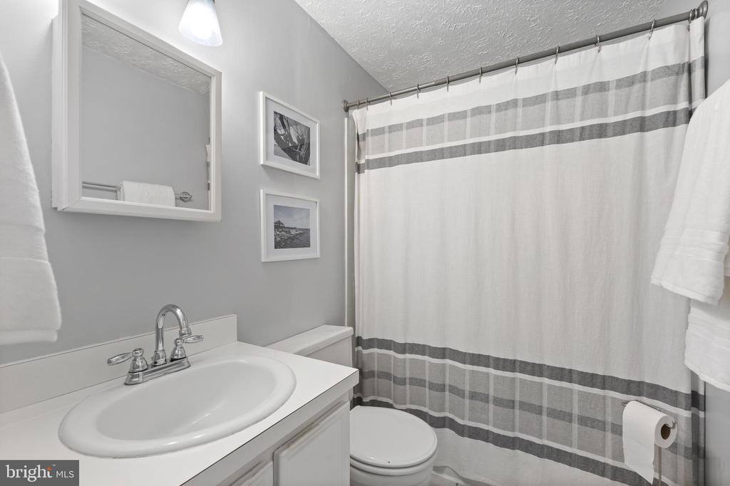 2213 Holly Oak Court, Waldorf, MD 20601