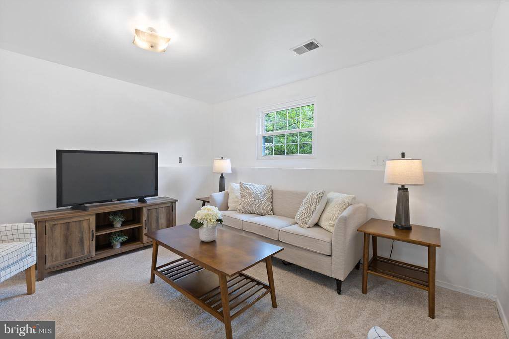 2213 Holly Oak Court, Waldorf, MD 20601