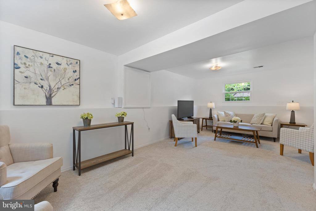 2213 Holly Oak Court, Waldorf, MD 20601