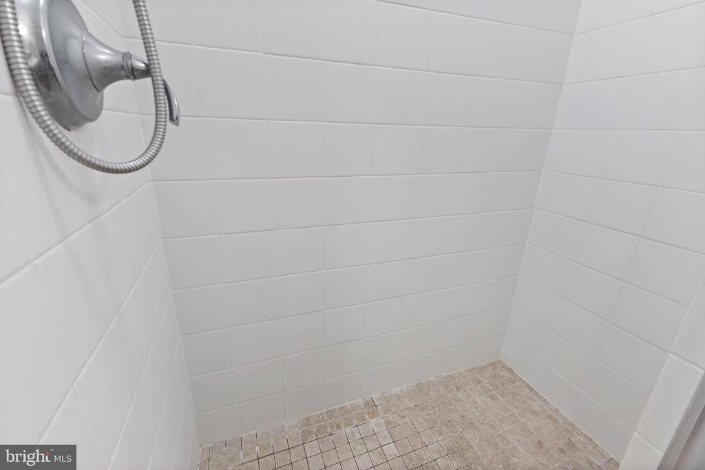 2213 Holly Oak Court, Waldorf, MD 20601