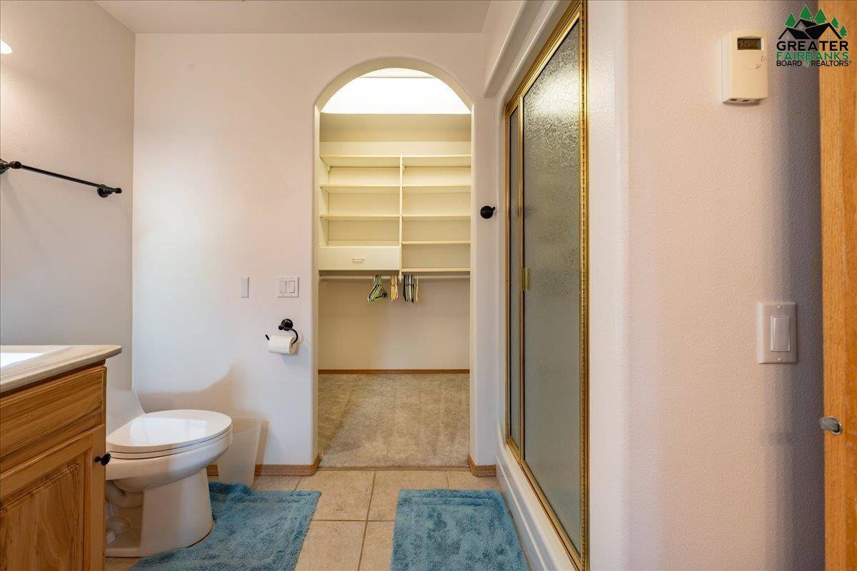 682 Lancaster Drive, Fairbanks, AK 99712