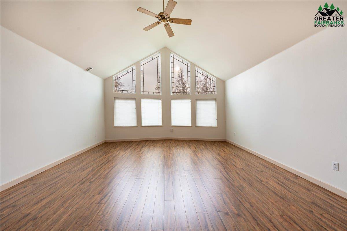 682 Lancaster Drive, Fairbanks, AK 99712