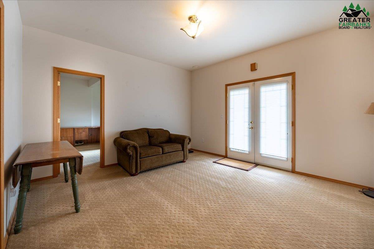 682 Lancaster Drive, Fairbanks, AK 99712