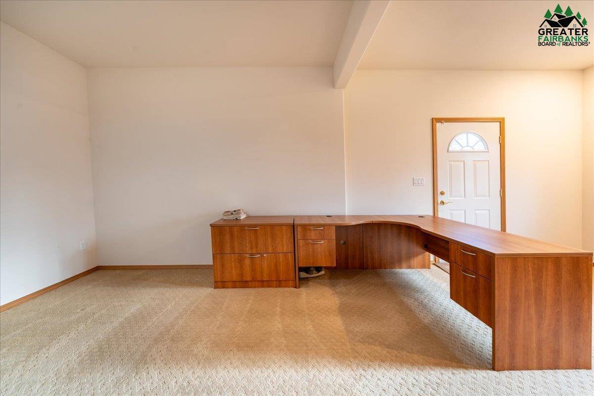 682 Lancaster Drive, Fairbanks, AK 99712