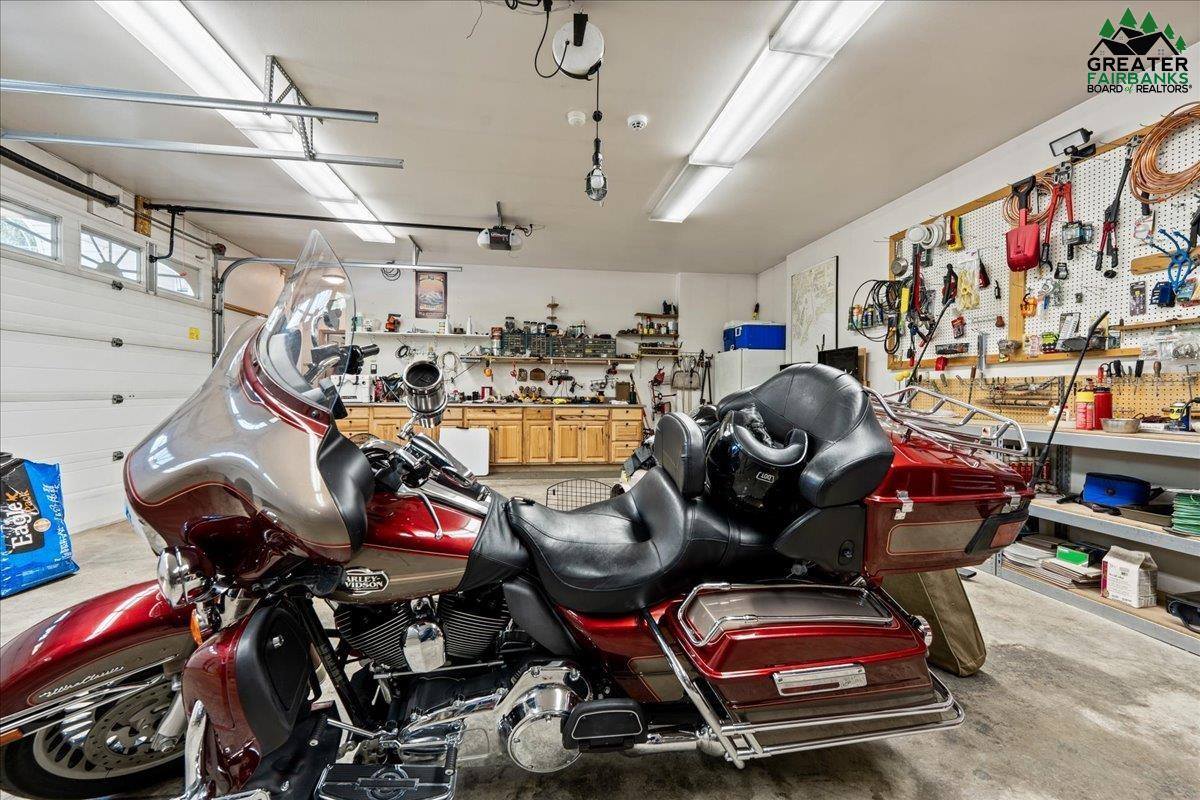 682 Lancaster Drive, Fairbanks, AK 99712