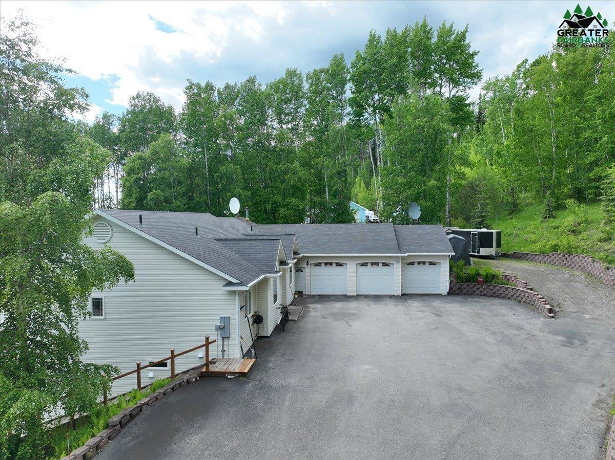 682 Lancaster Drive, Fairbanks, AK 99712