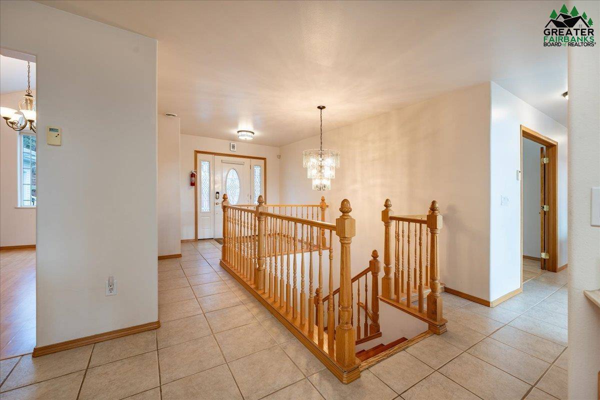 682 Lancaster Drive, Fairbanks, AK 99712