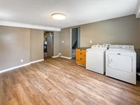 821 West Douglas Street, Freeport, IL 61032