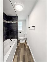 821 West Douglas Street, Freeport, IL 61032