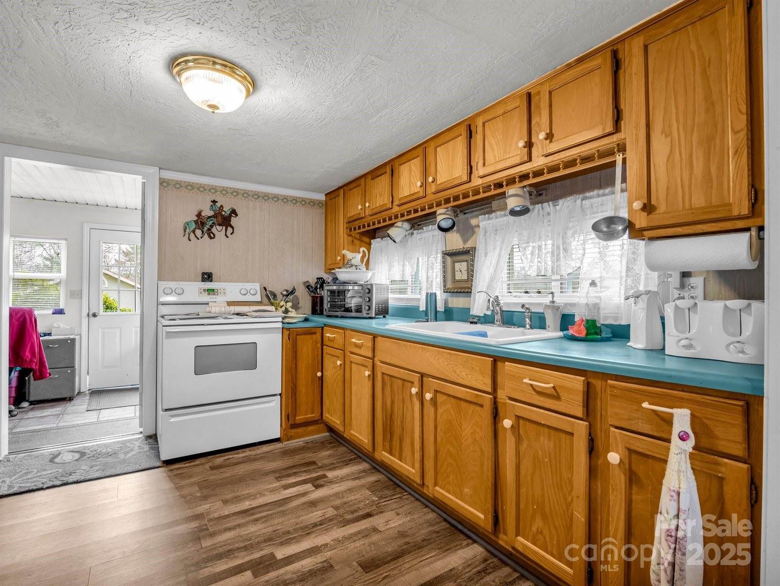 55 Settlers Trail, Mars Hill, NC 28754