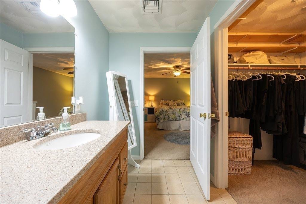 65 Bliss Ave, #4, Attleboro, MA 02703