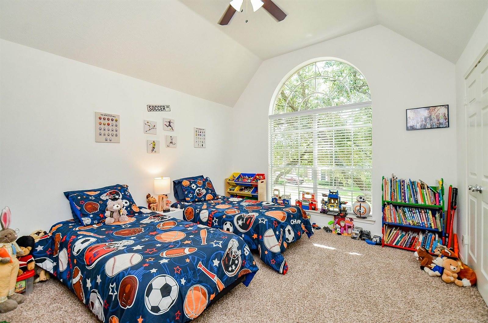 3219 Castlewind Drive, Katy, TX 77450