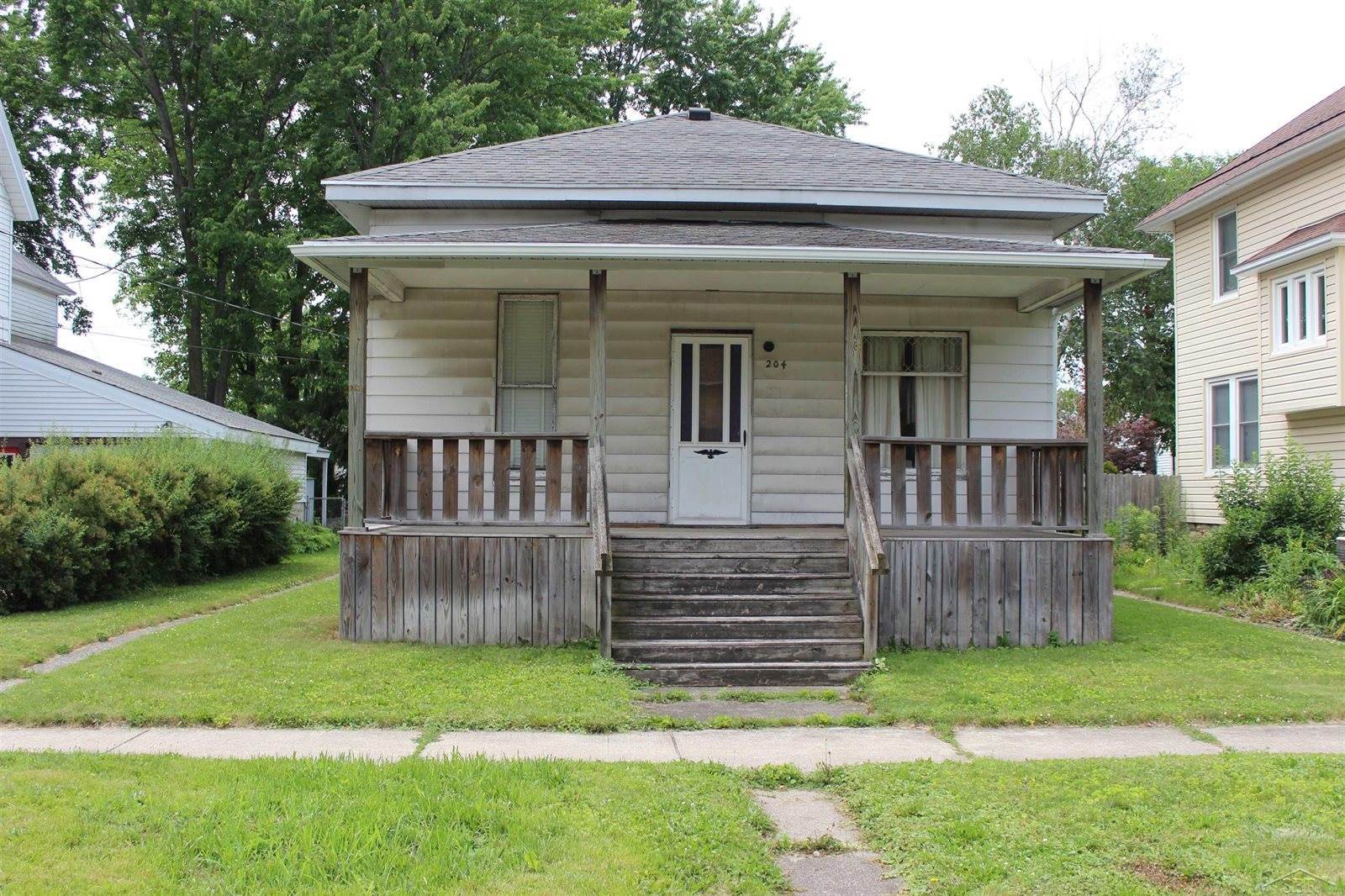204 S Raymond Street, Bay City, MI 48706