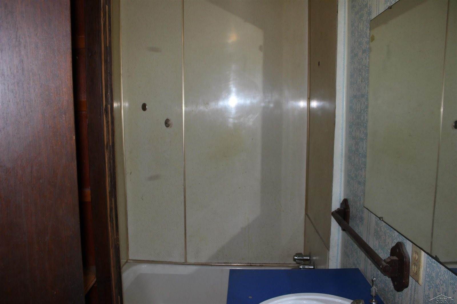 204 S Raymond Street, Bay City, MI 48706