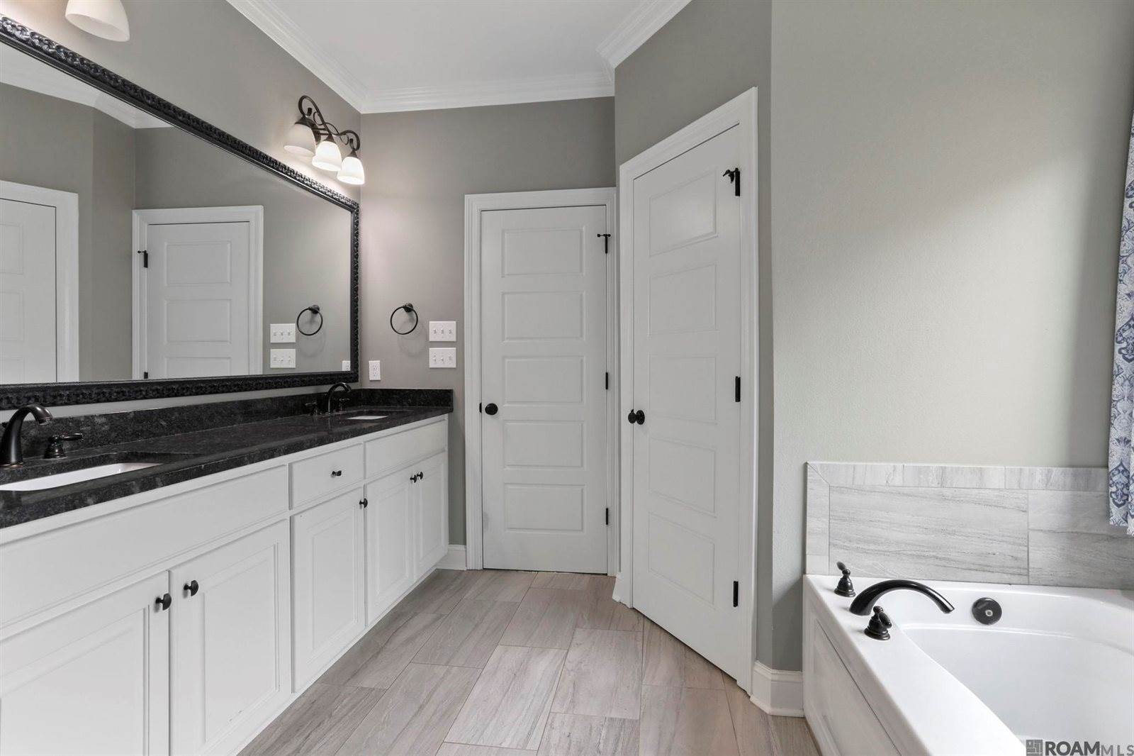 16520 Orchard Way Dr, Prairieville, LA 70769