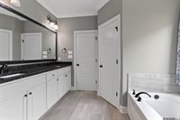 16520 Orchard Way Dr, Prairieville, LA 70769