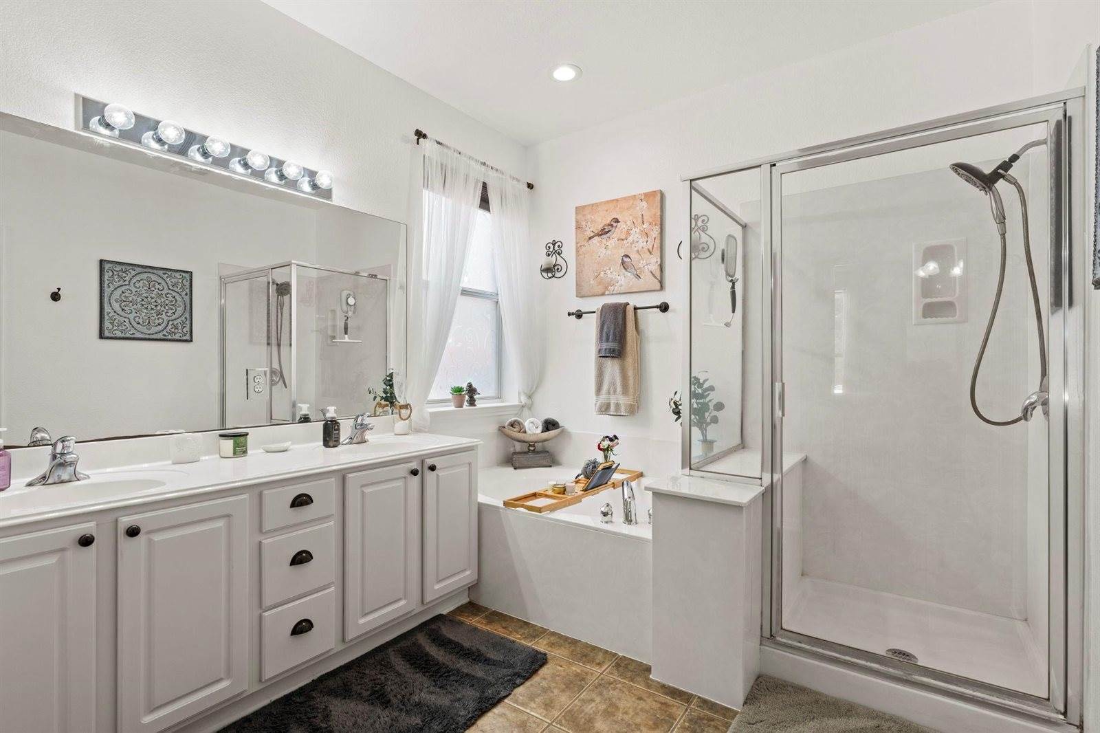 1600 Grand Falls Dr, Cedar Park, TX 78613