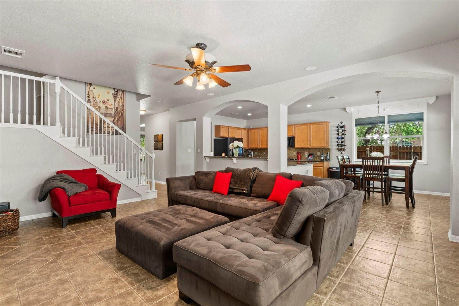 1600 Grand Falls Dr, Cedar Park, TX 78613