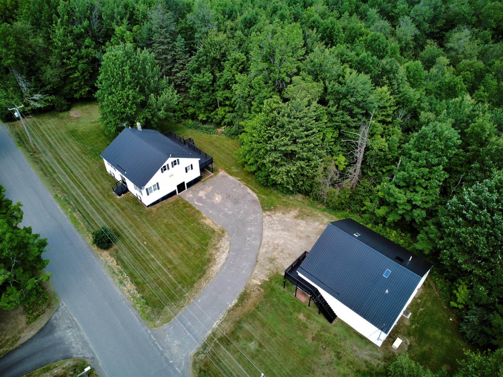 199 Middle Road, Bradford, ME 04410