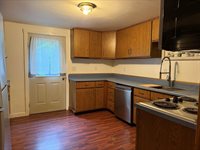 199 Middle Road, Bradford, ME 04410