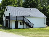 199 Middle Road, Bradford, ME 04410