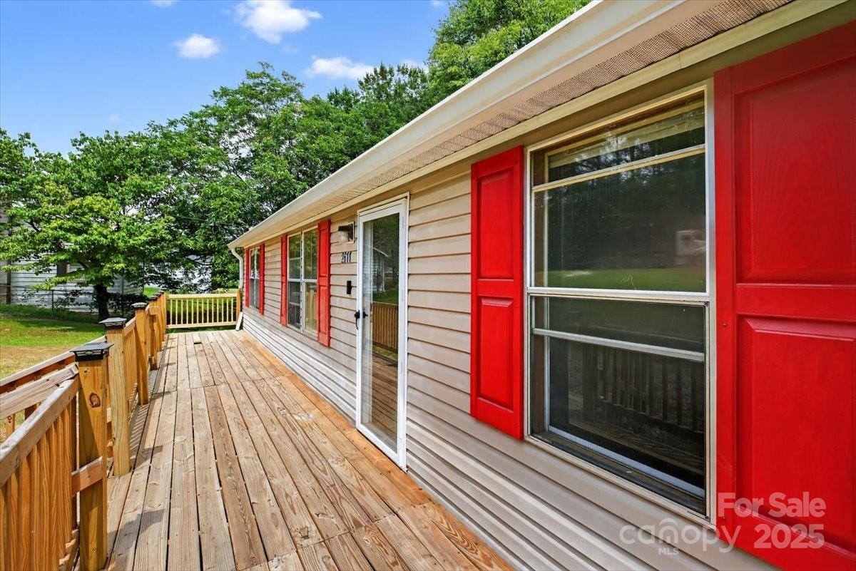 2611 Dallas Stanley Highway, Stanley, NC 28164