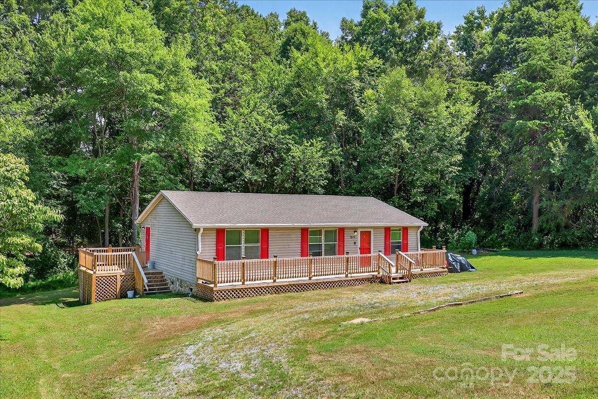 2611 Dallas Stanley Highway, Stanley, NC 28164