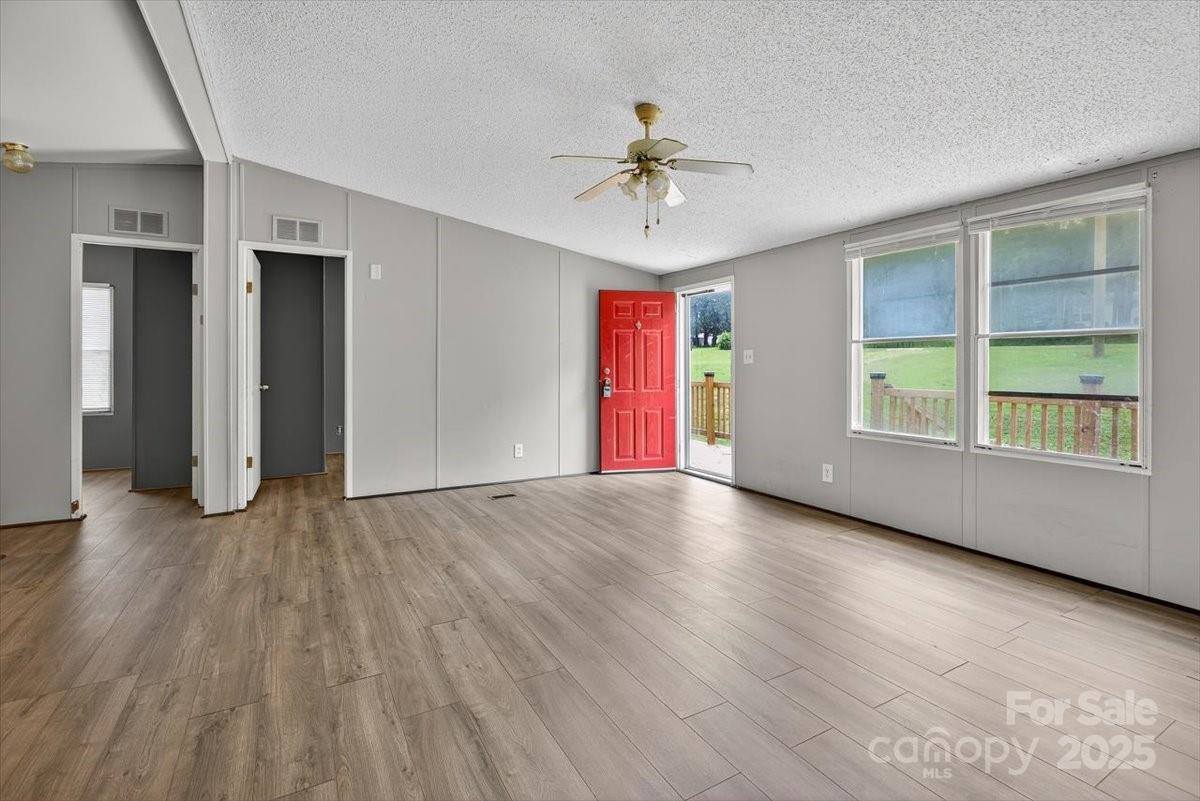 2611 Dallas Stanley Highway, Stanley, NC 28164