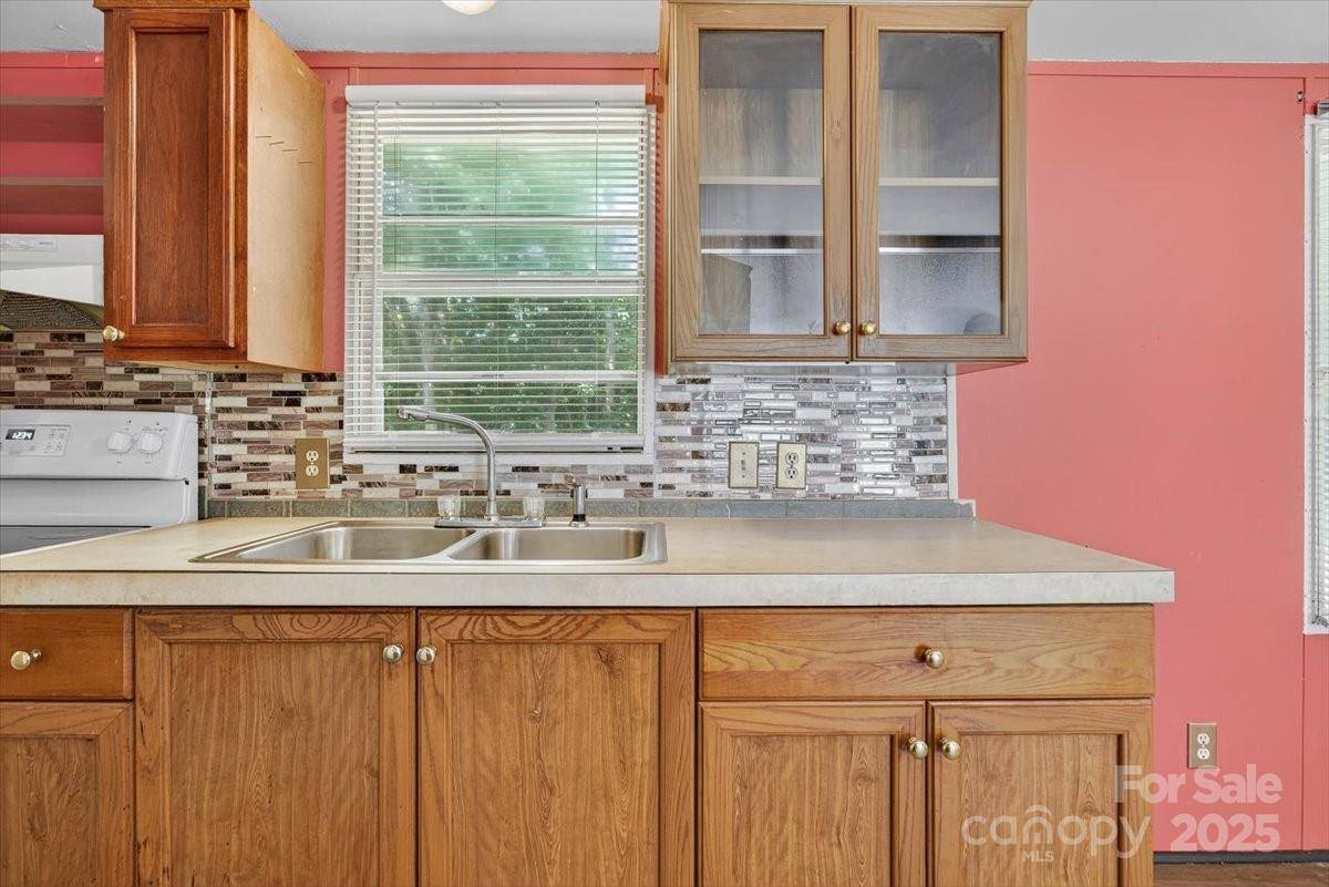 2611 Dallas Stanley Highway, Stanley, NC 28164