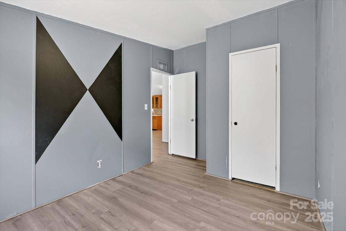 2611 Dallas Stanley Highway, Stanley, NC 28164