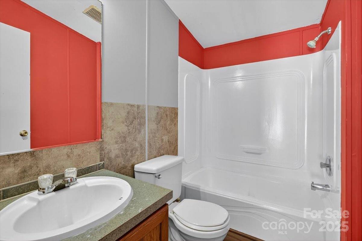 2611 Dallas Stanley Highway, Stanley, NC 28164