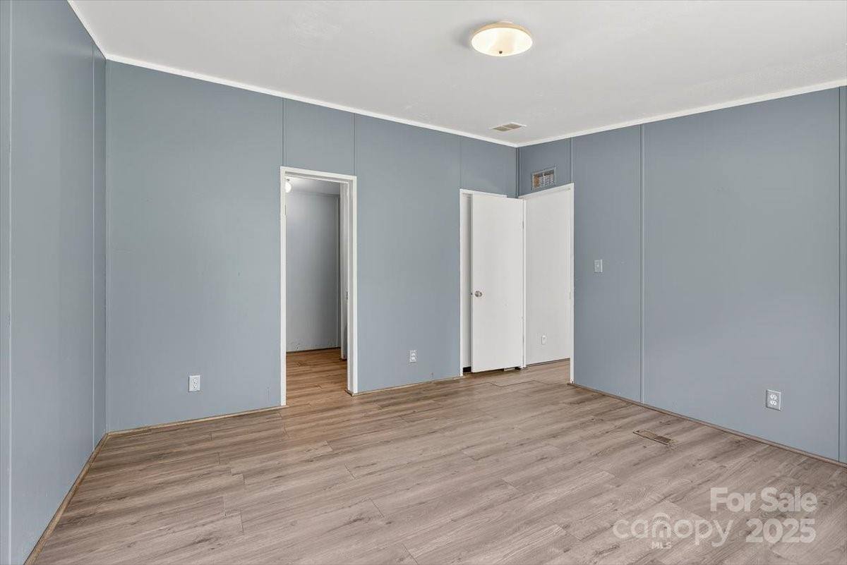 2611 Dallas Stanley Highway, Stanley, NC 28164