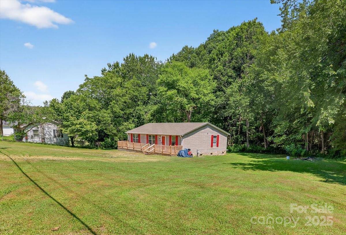 2611 Dallas Stanley Highway, Stanley, NC 28164