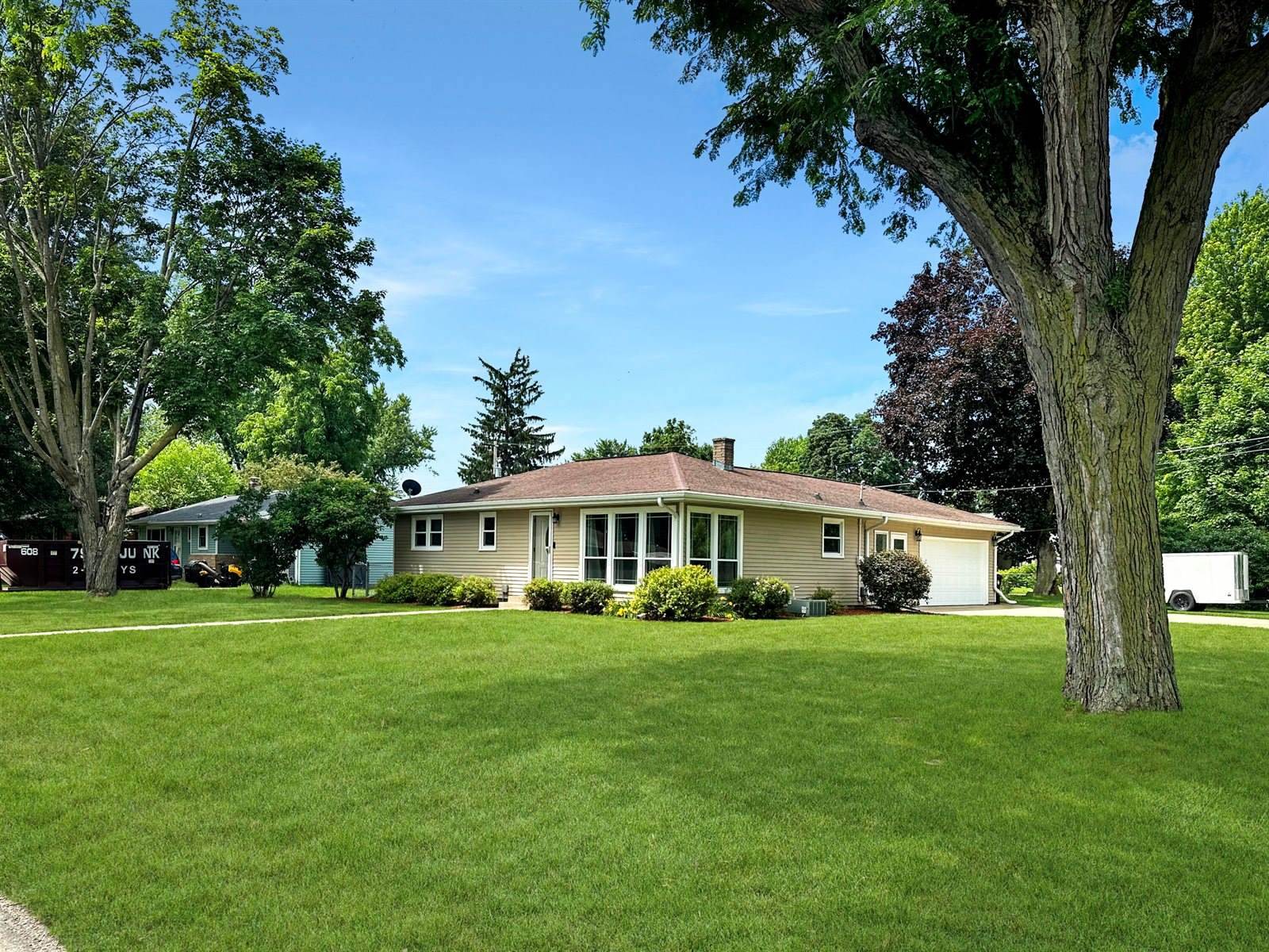 714 Dutton St, Onalaska, WI 54650