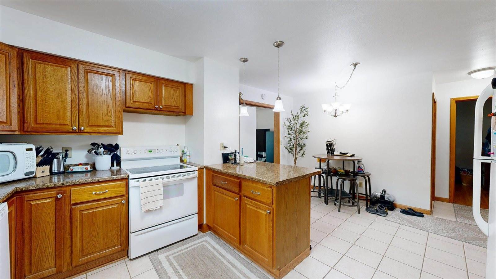 714 Dutton St, Onalaska, WI 54650