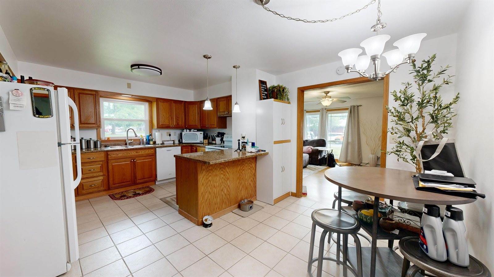 714 Dutton St, Onalaska, WI 54650