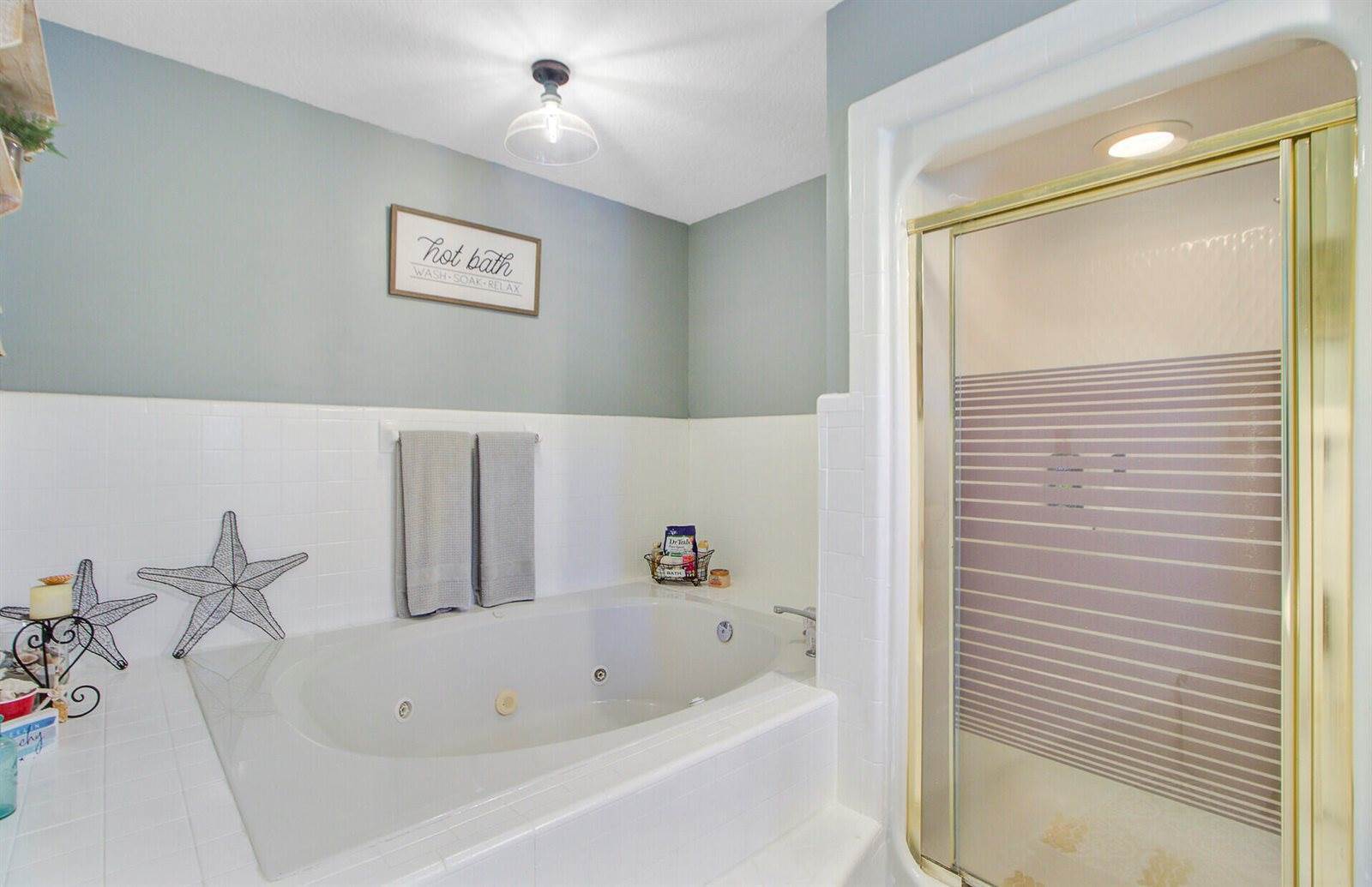 138 Brant Acres Lane, Bonneau, SC 29431