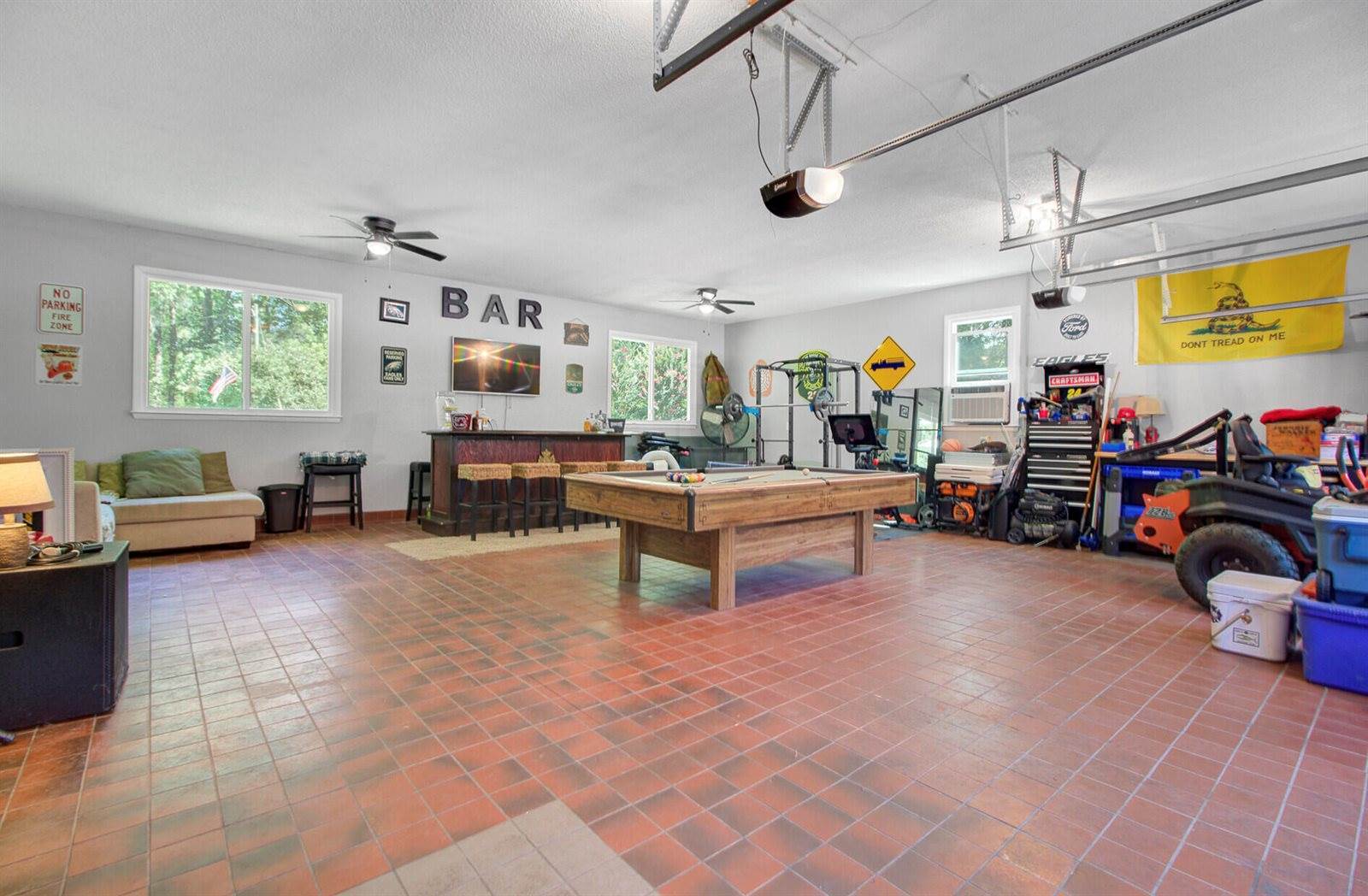 138 Brant Acres Lane, Bonneau, SC 29431