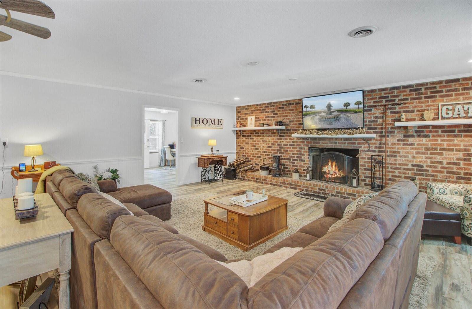 138 Brant Acres Lane, Bonneau, SC 29431