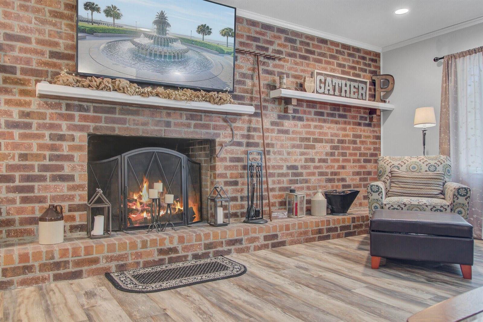 138 Brant Acres Lane, Bonneau, SC 29431