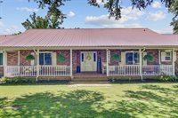 138 Brant Acres Lane, Bonneau, SC 29431