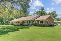 138 Brant Acres Lane, Bonneau, SC 29431